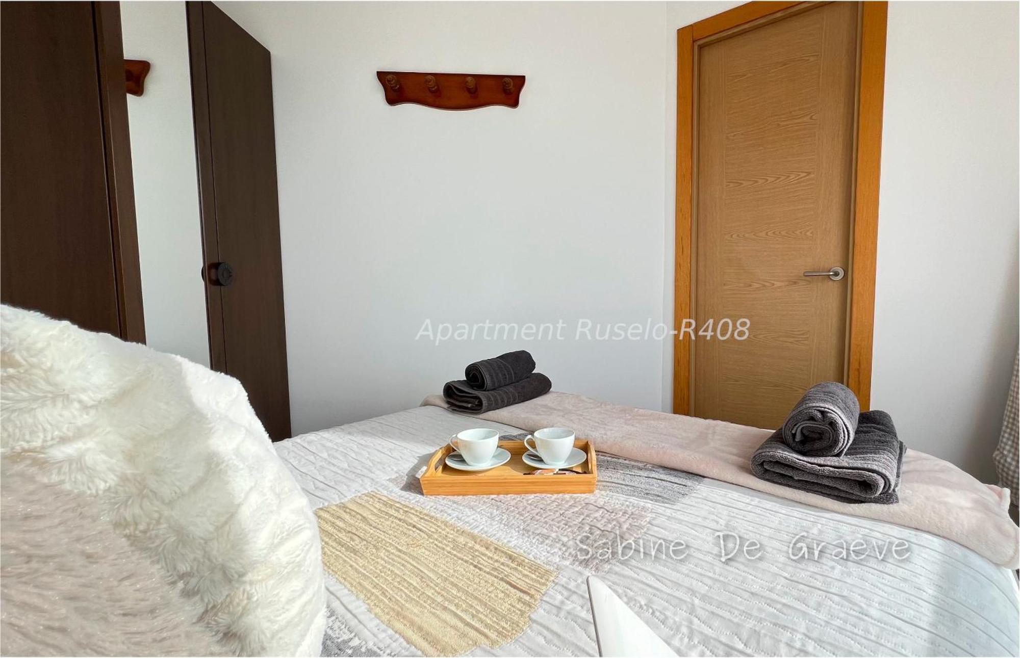 Love Nest By The Sea Wake Up With Ocean Views In Every Room Ruselo R408 تورّوكس كوستا المظهر الخارجي الصورة